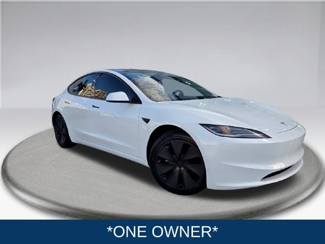 Used 2024 Tesla Model 3 Standard Range RWD image 2