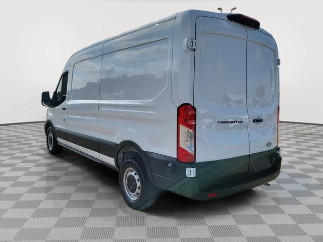 New 2026 Ford Transit 250 148 Medium Roof w/ Load Area Protection Package RWD image 4