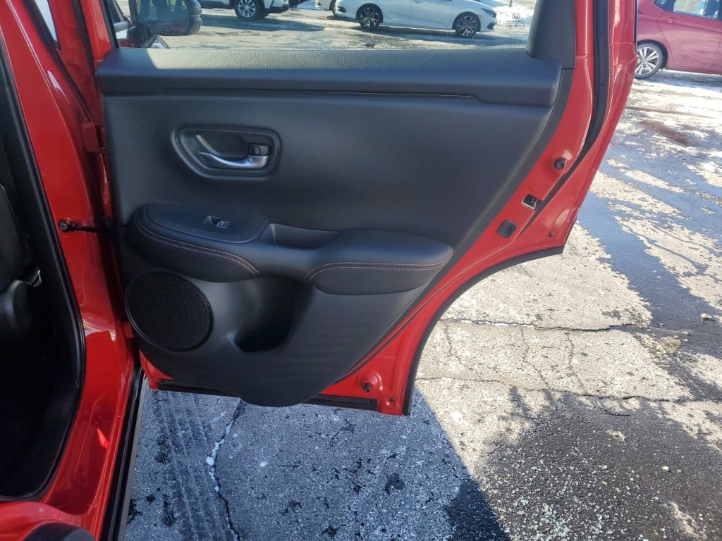 Certified 2025 Honda HR-V Sport image 29