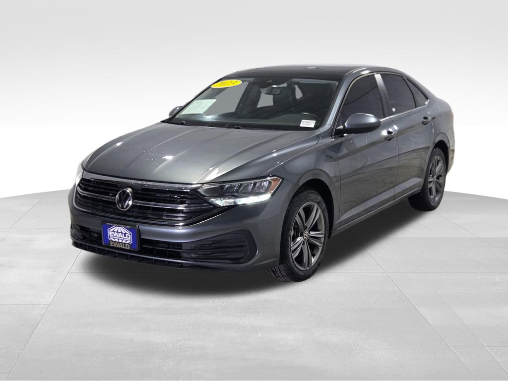 Used 2023 Volkswagen Jetta SE w/ Panoramic Sunroof Package image 19