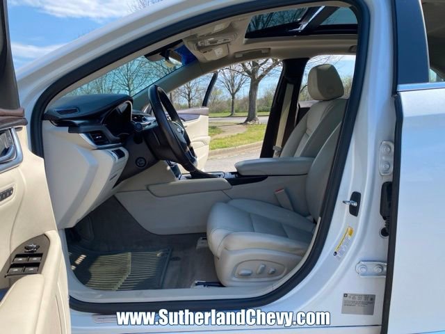 Used 2016 Cadillac XTS Luxury w/ Driver Awareness Package image 17