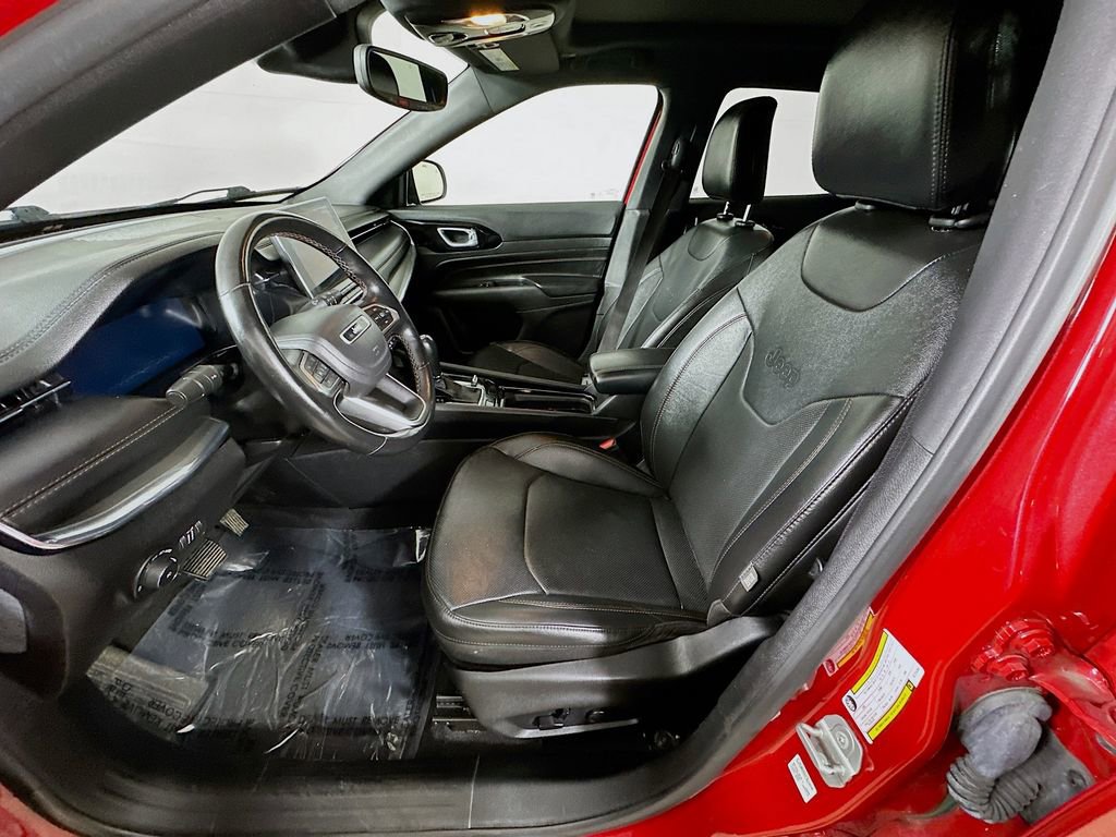 Used 2022 Jeep Compass High Altitude w/ (RED) Package image 15