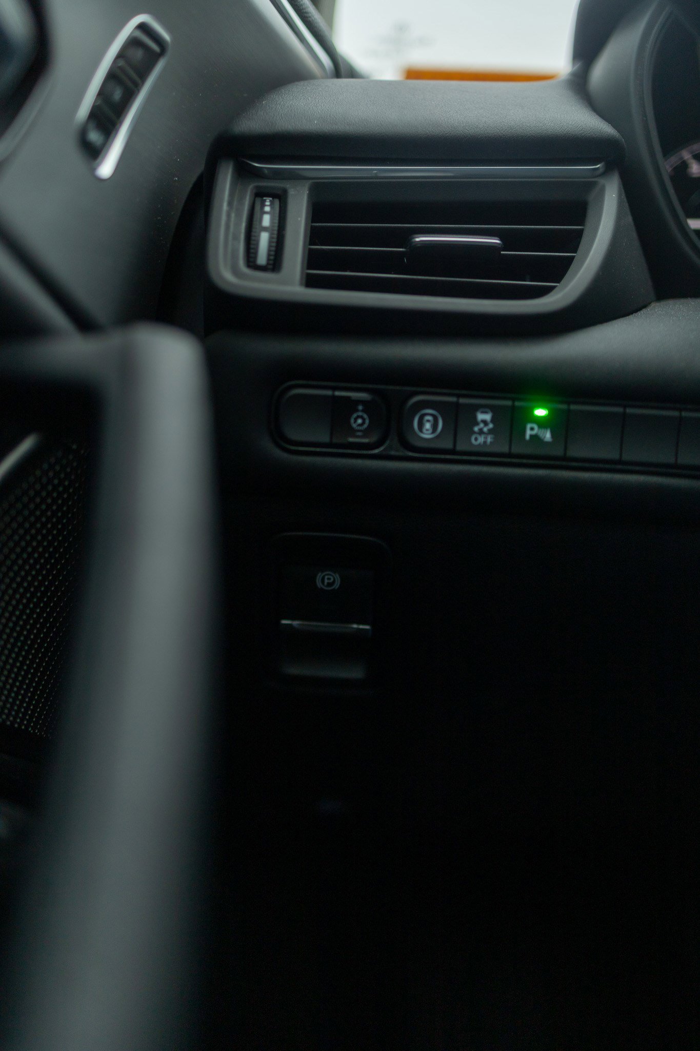 Used 2023 Acura TLX w/ Technology Package image 31