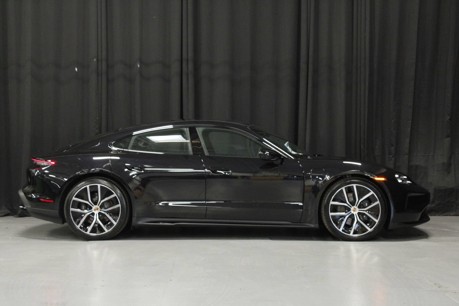 New 2026 Porsche Taycan AWD/4WD image 6