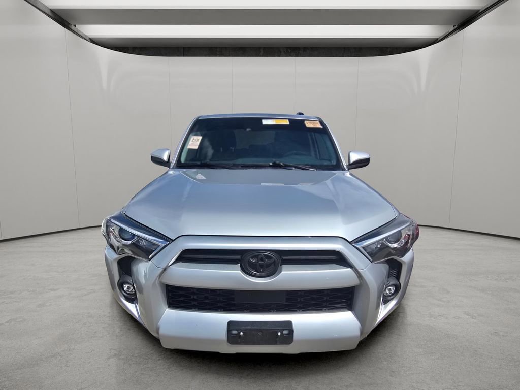 Used 2021 Toyota 4Runner SR5 AWD/4WD image 15