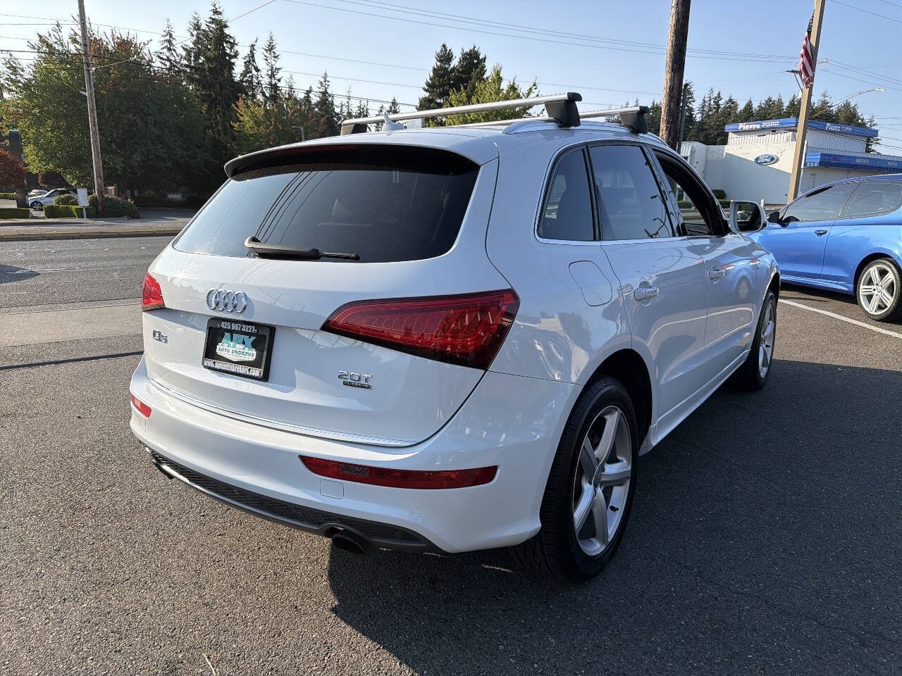 Used 2017 Audi Q5 2.0T Premium Plus w/ Technology Package AWD/4WD image 11