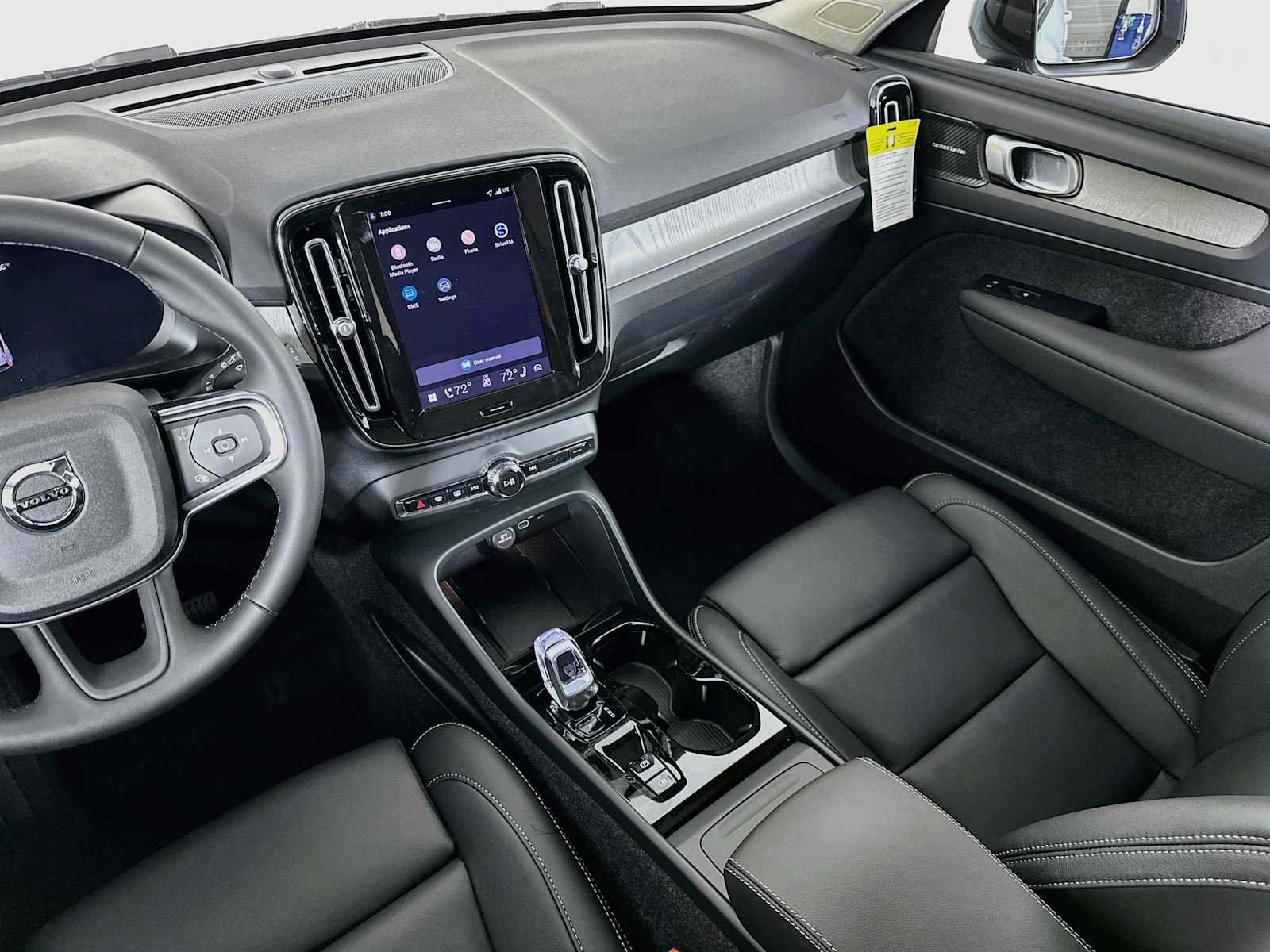 New 2026 Volvo XC40 B5 Ultra AWD/4WD image 21