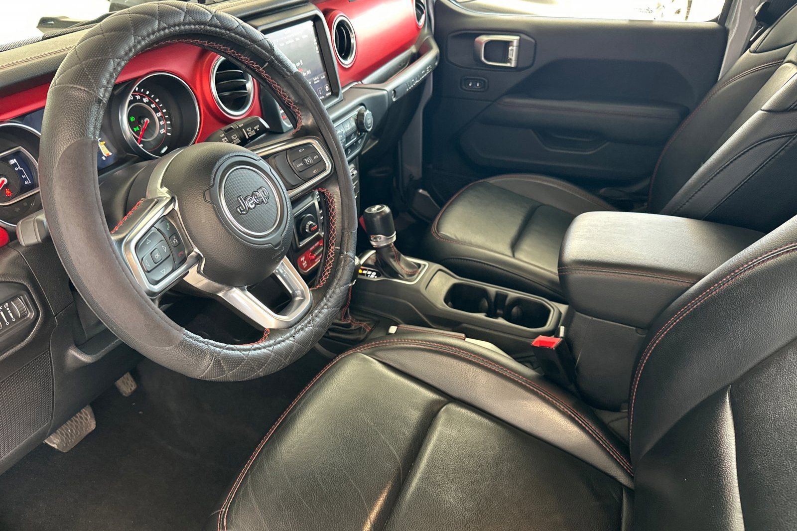 Used 2020 Jeep Wrangler Unlimited Rubicon AWD/4WD image 10