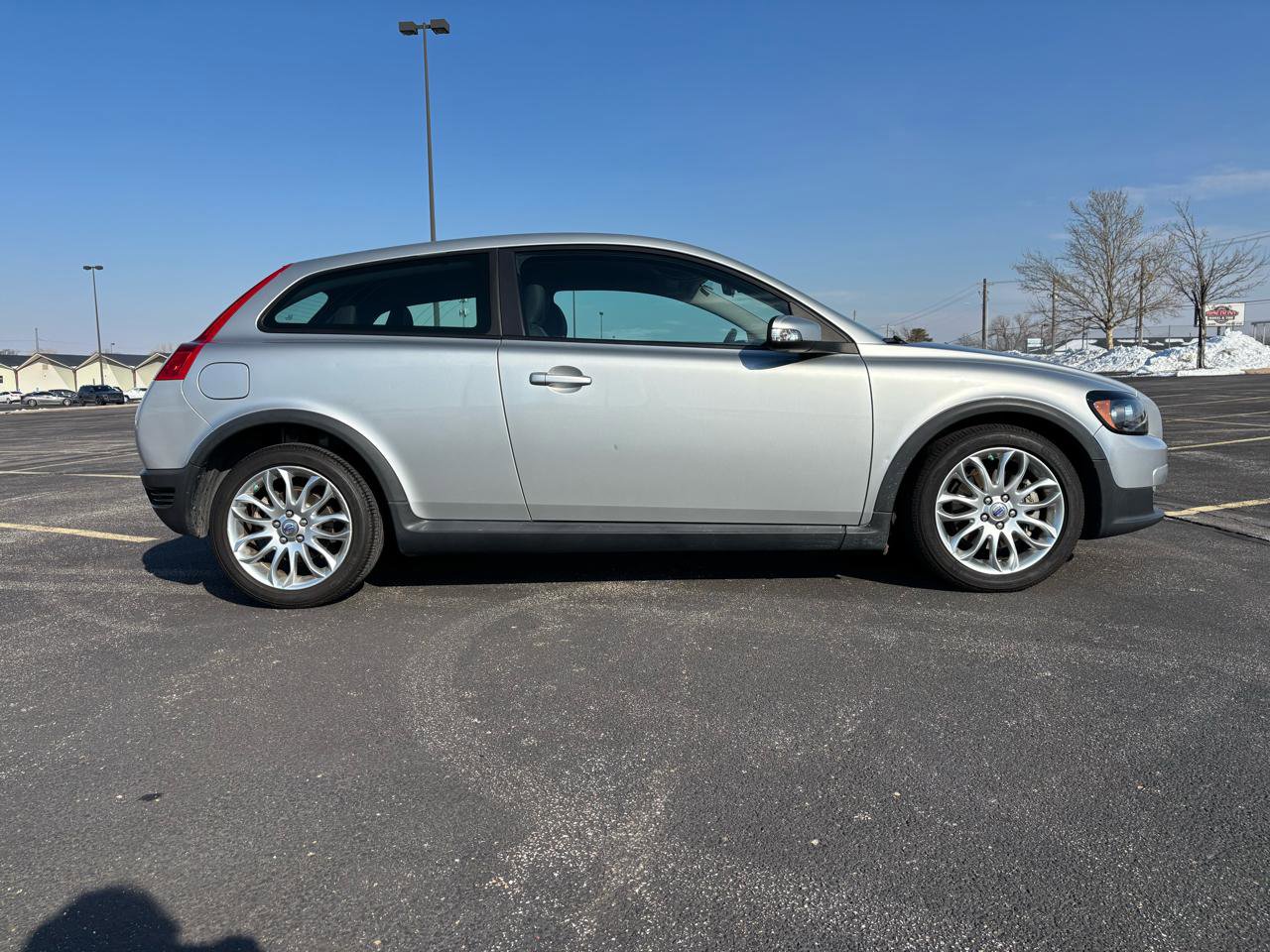 Used 2009 Volvo C30 2dr Cpe Auto T5 image 21