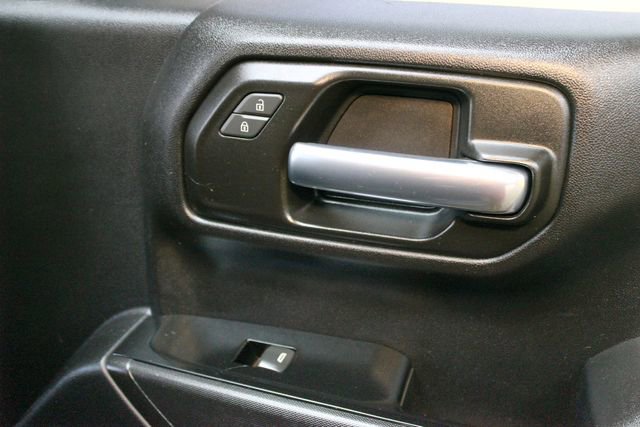 Used 2019 GMC Sierra 1500 4x4 Crew Cab w/ Convenience Package image 9