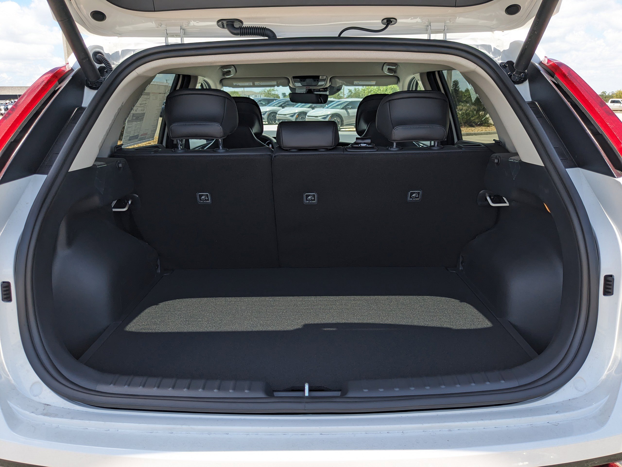 New 2025 Kia Niro Wind image 15