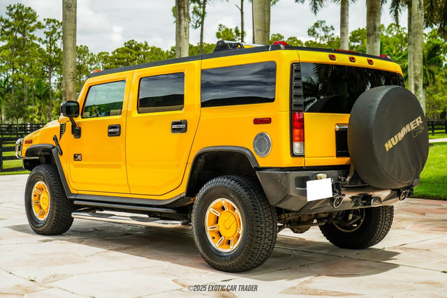Used 2003 HUMMER H2 w/ Preferred Equipment Group image 6