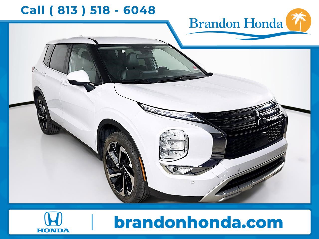 Used 2024 Mitsubishi Outlander SE Black Edition FWD image 1