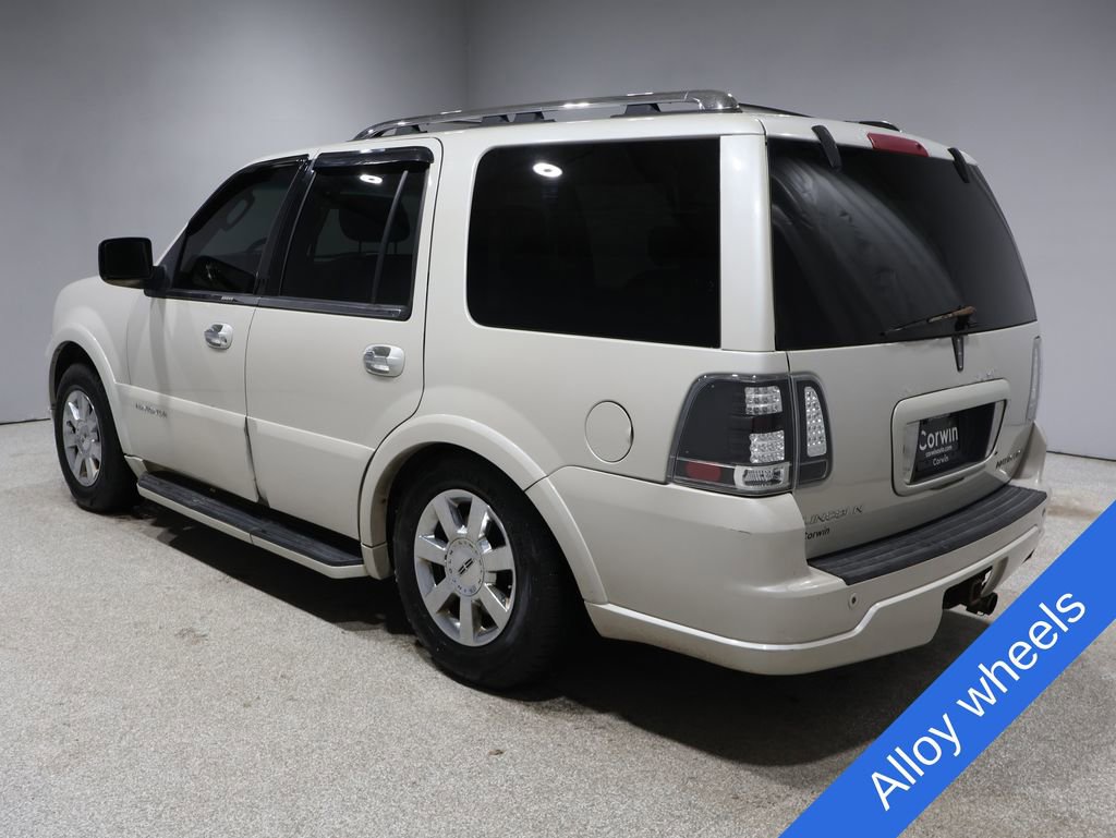 Used 2006 Lincoln Navigator Luxury image 13