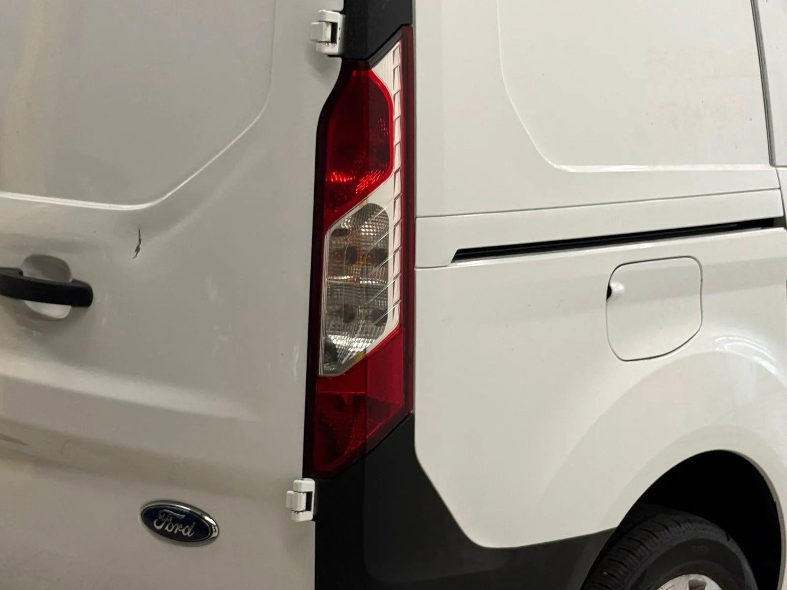 Used 2020 Ford Transit Connect XL image 12