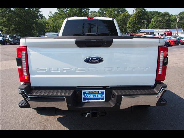 Used 2025 Ford F450 XL w/ 360-Degree Camera Package image 4