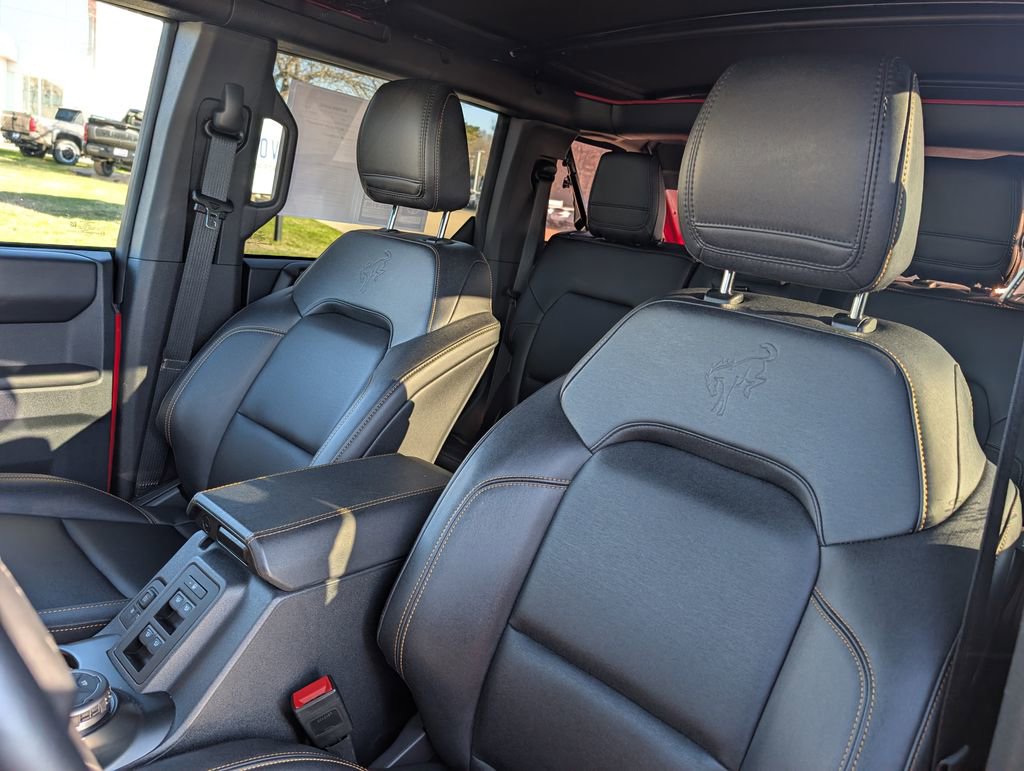Used 2024 Ford Bronco Badlands image 16
