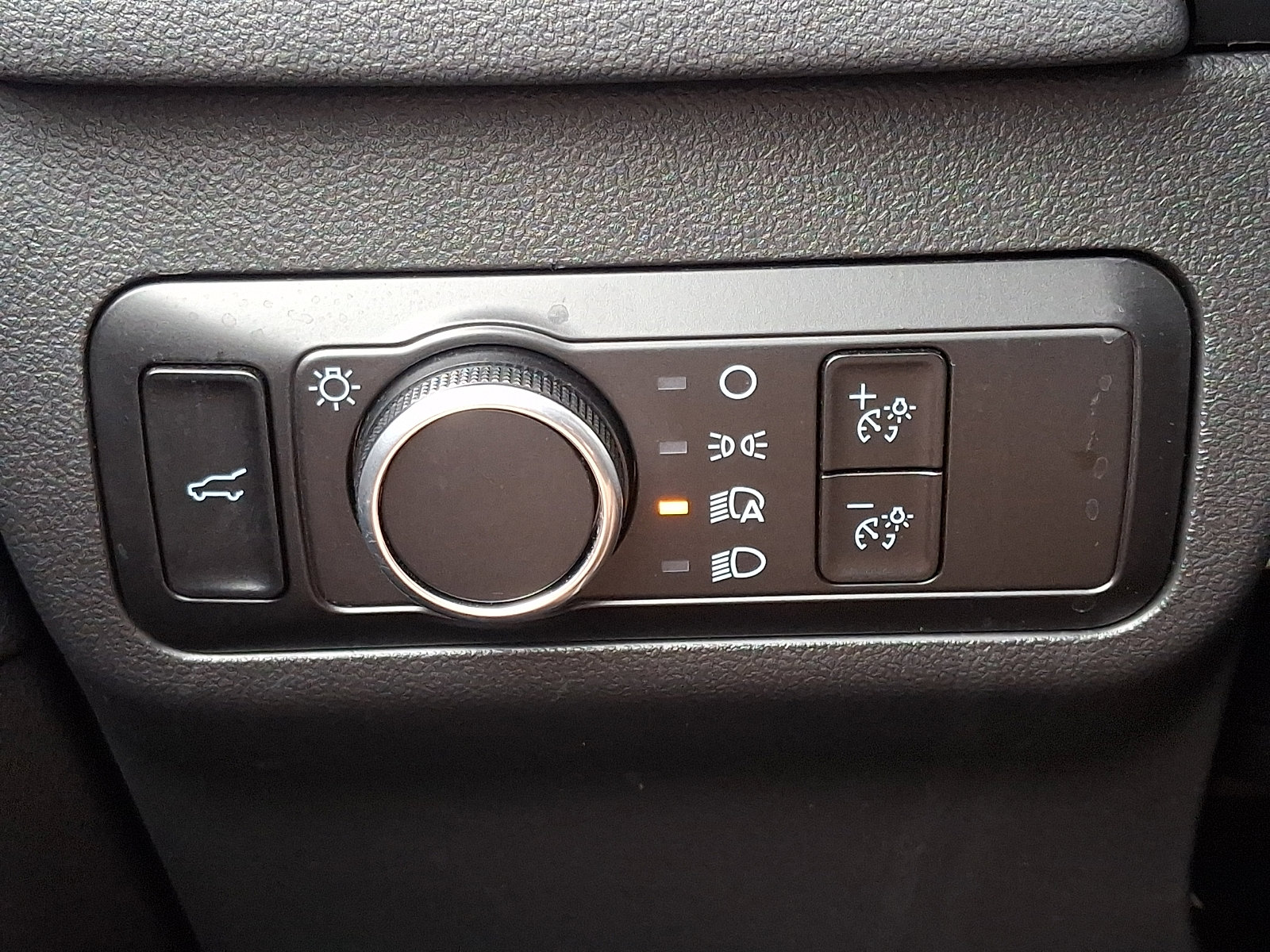 Certified 2023 Ford Escape Active AWD/4WD image 25