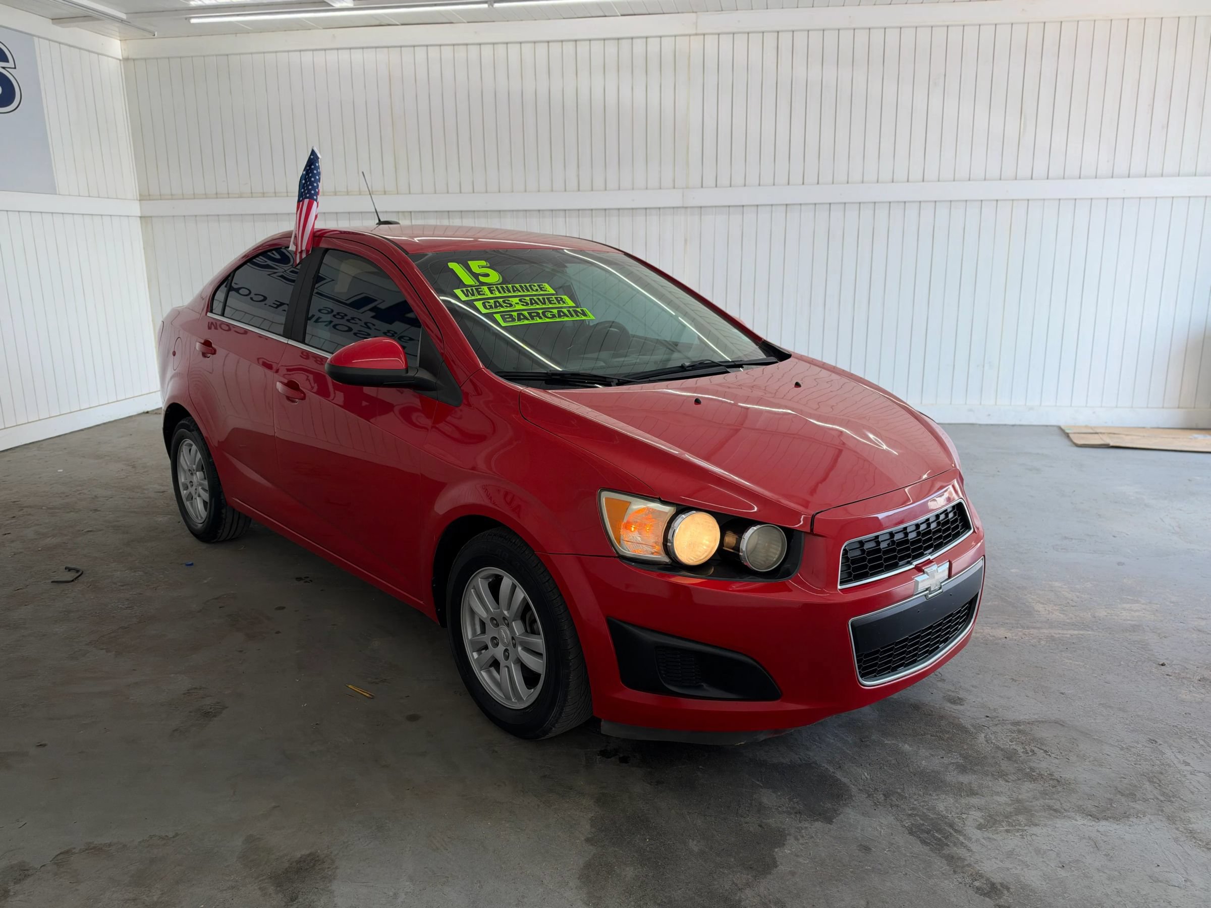 Used 2015 Chevrolet Sonic LT FWD image 3