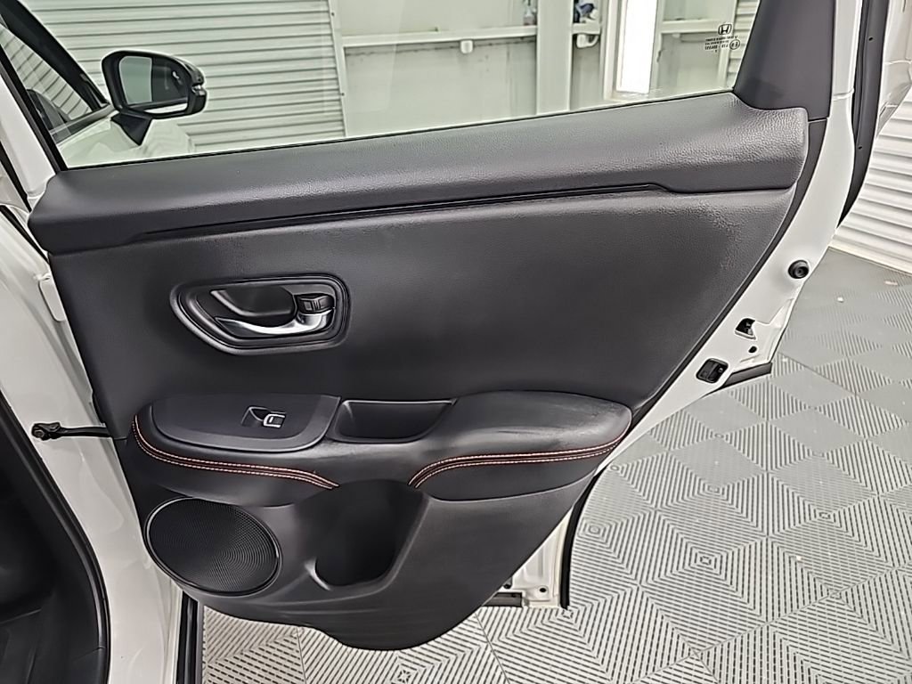 Used 2023 Honda HR-V Sport image 34