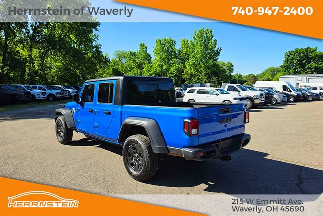 Used 2024 Jeep Gladiator Sport AWD/4WD image 4