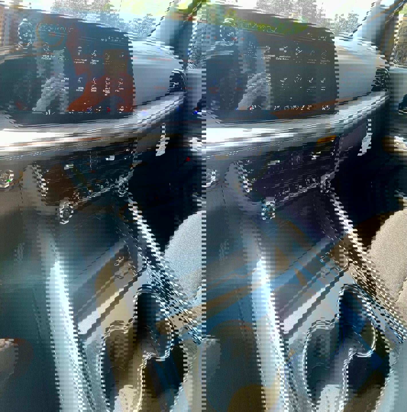 New 2025 Chevrolet Tahoe LS image 12