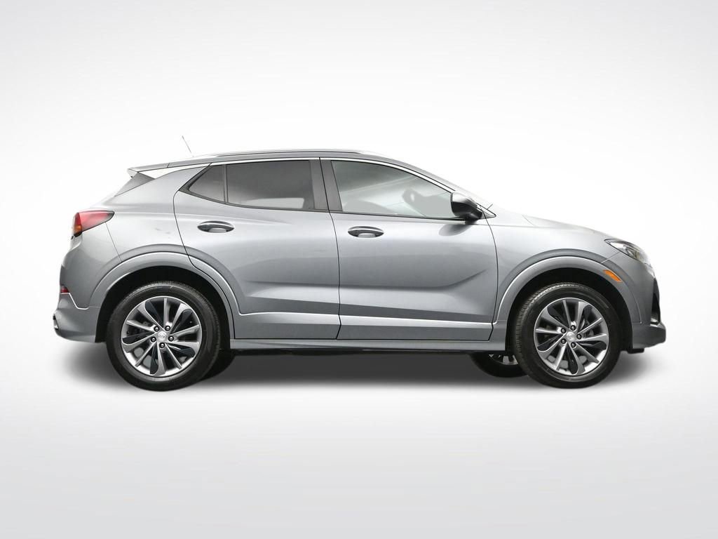 Used 2023 Buick Encore GX Select w/ Sport Touring Package AWD/4WD image 29
