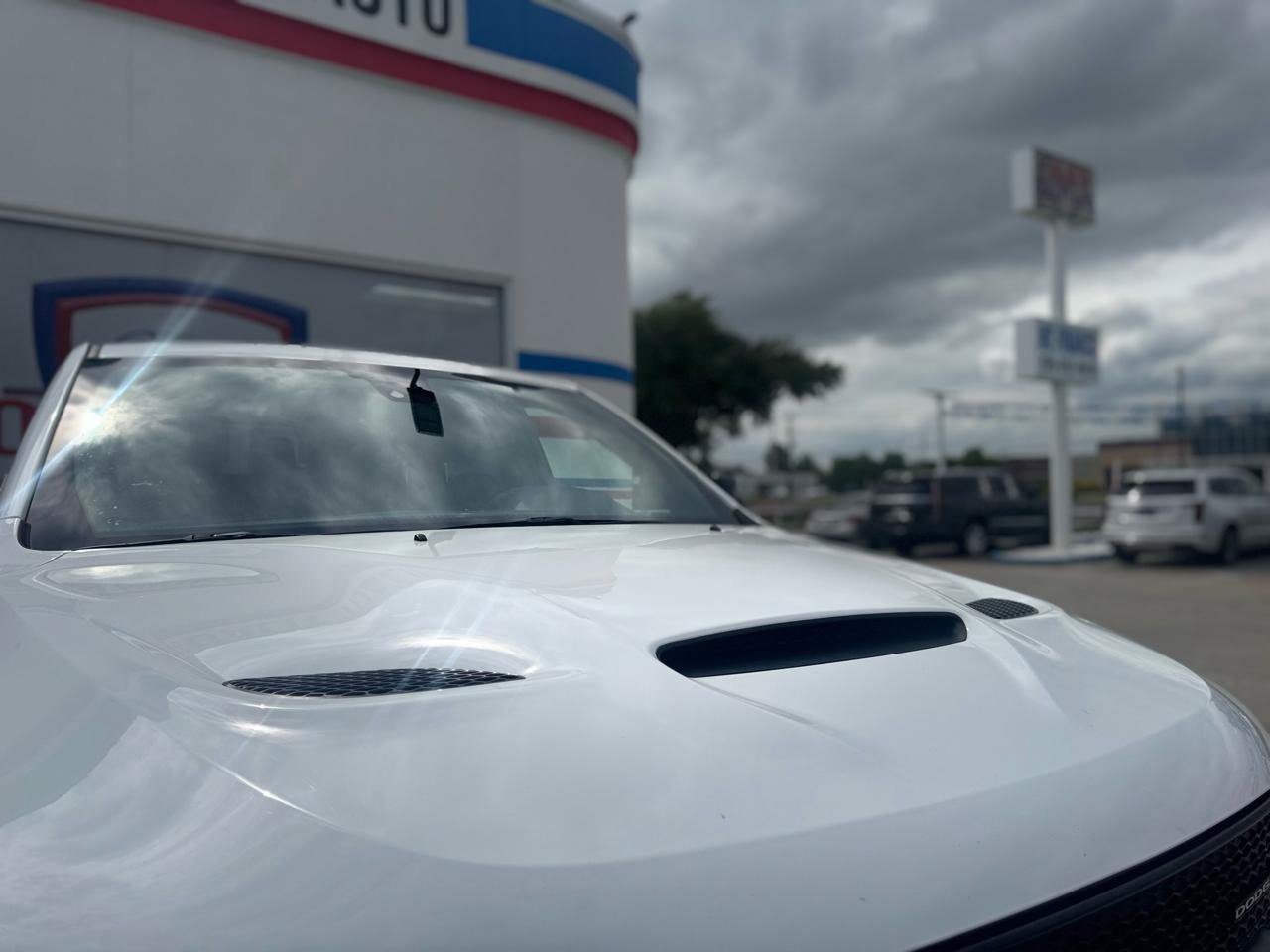 Used 2019 Dodge Durango R/T w/ Blacktop Package AWD/4WD image 11