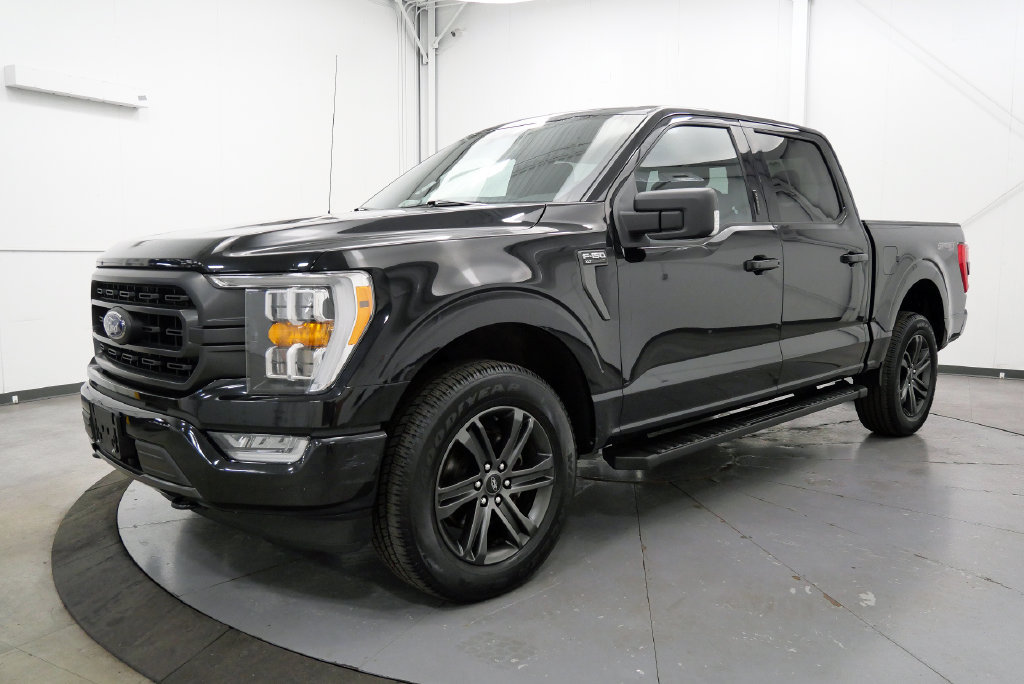 Used 2021 Ford F150 XLT w/ Equipment Group 302A High AWD/4WD image 4