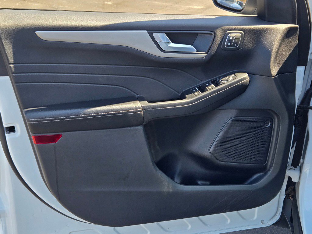 Used 2022 Ford Escape SEL w/ Technology Package image 20