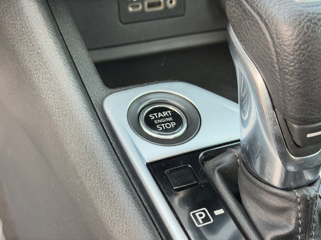 Used 2023 Nissan Sentra SV FWD image 17