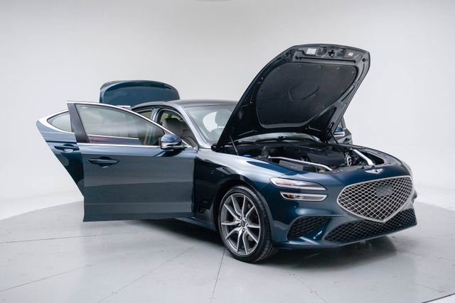 Used 2023 Genesis G70 2.0T AWD/4WD image 15