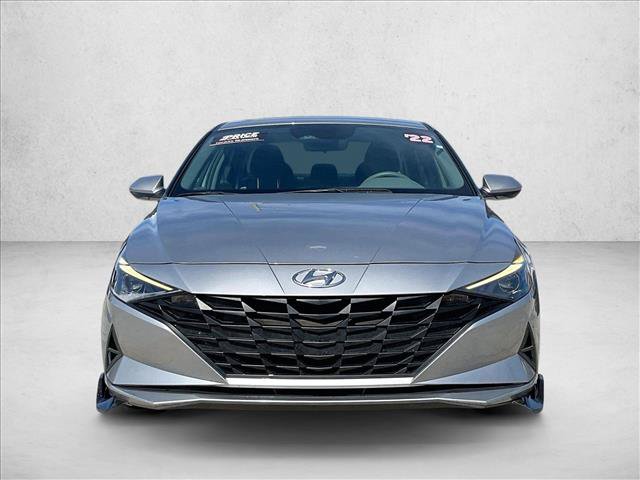 Used 2022 Hyundai Elantra SEL FWD image 2