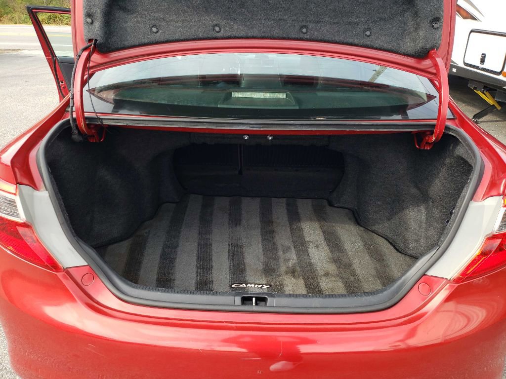 Used 2013 Toyota Camry SE image 27