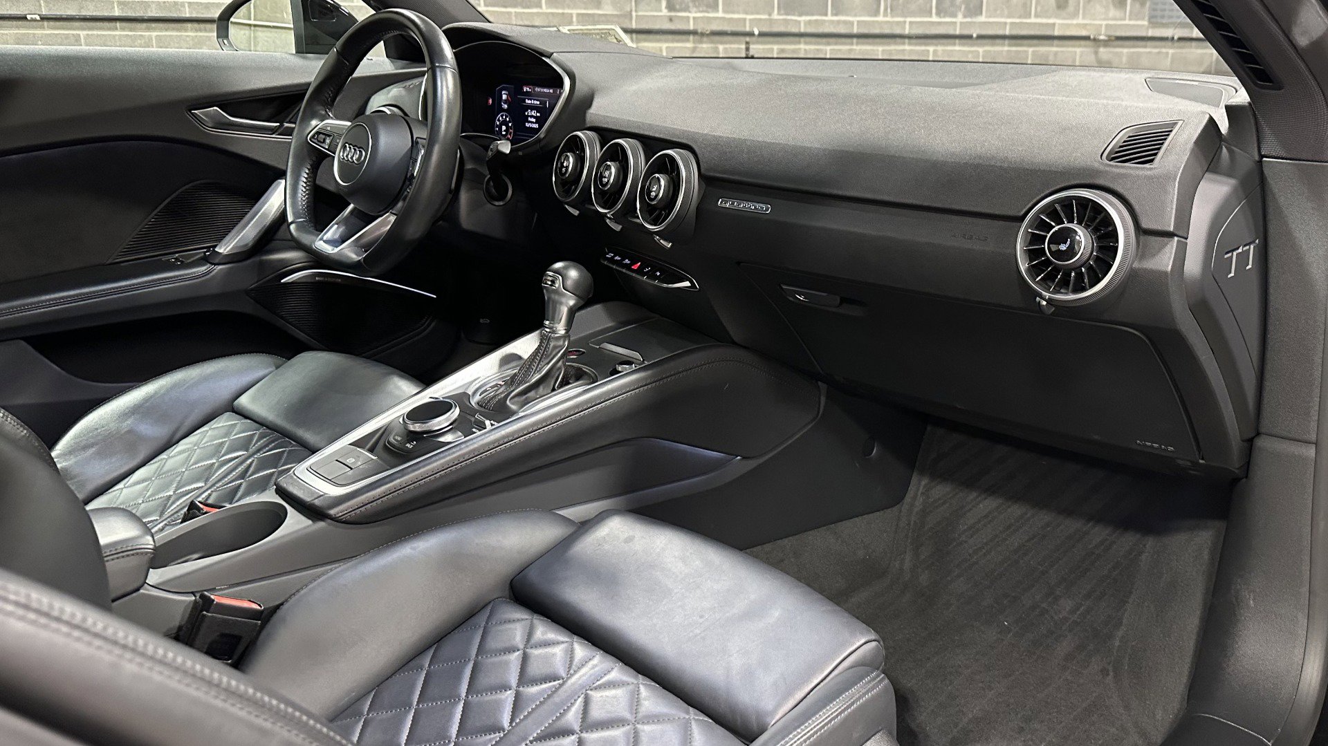 Used 2020 Audi TT 2.0T image 23