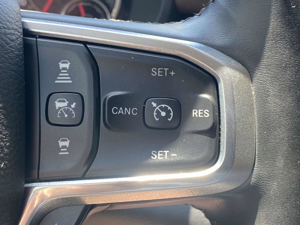 Used 2019 RAM 1500 Laramie AWD/4WD image 31