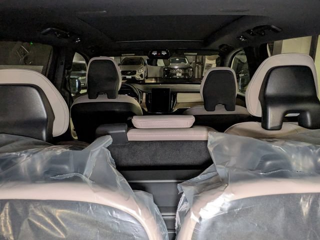 New 2026 Volvo XC90 B6 Plus w/ Protection Package AWD/4WD image 26
