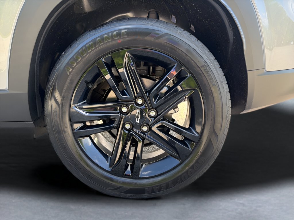 New 2026 Chevrolet Trax ACTIV w/ Driver Confidence Package FWD image 36