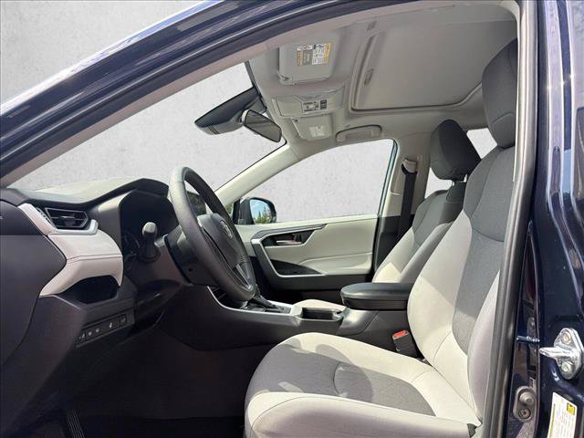 Used 2025 Toyota RAV4 XLE w/ Convenience Package AWD/4WD image 10