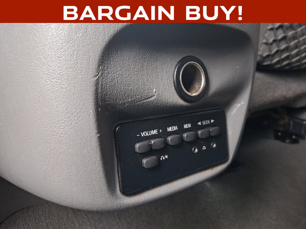 Used 2004 Ford Excursion XLT AWD/4WD image 12