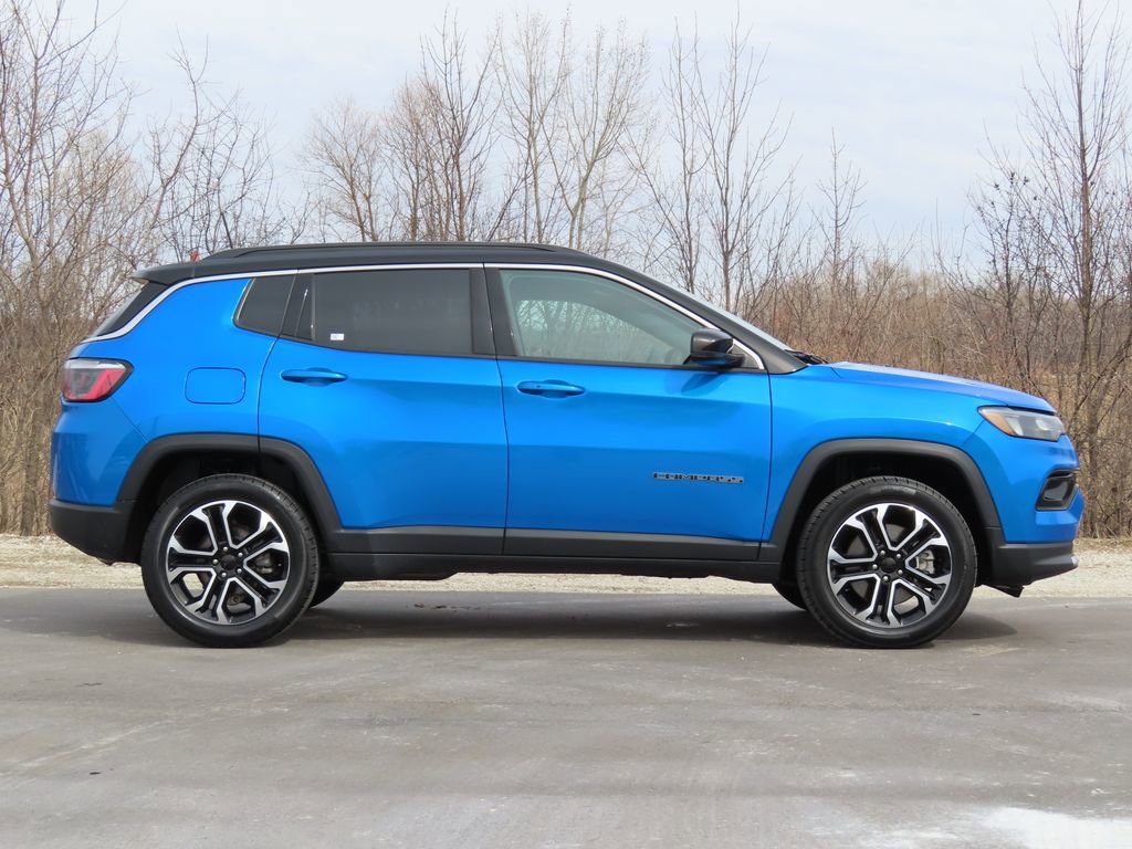 Used 2024 Jeep Compass Limited image 2
