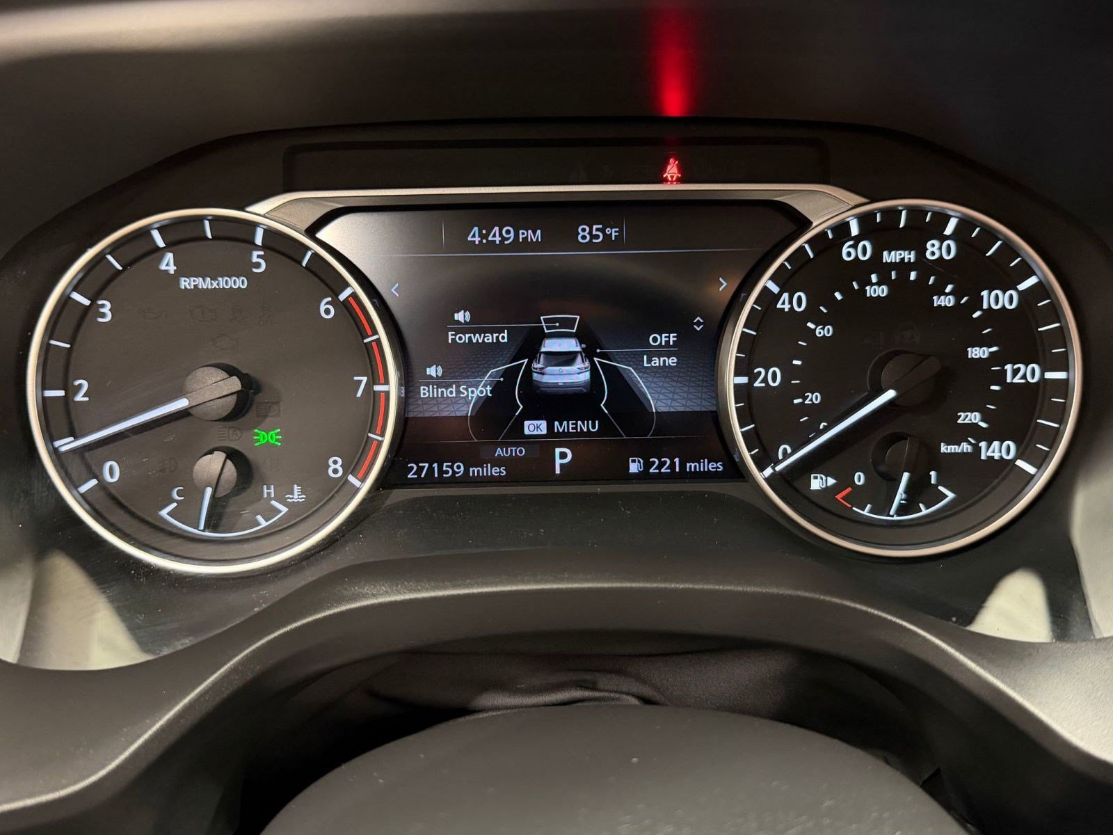 Used 2023 Nissan Rogue SV AWD/4WD image 17