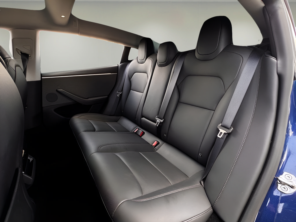 Used 2024 Tesla Model 3 Standard Range RWD image 15