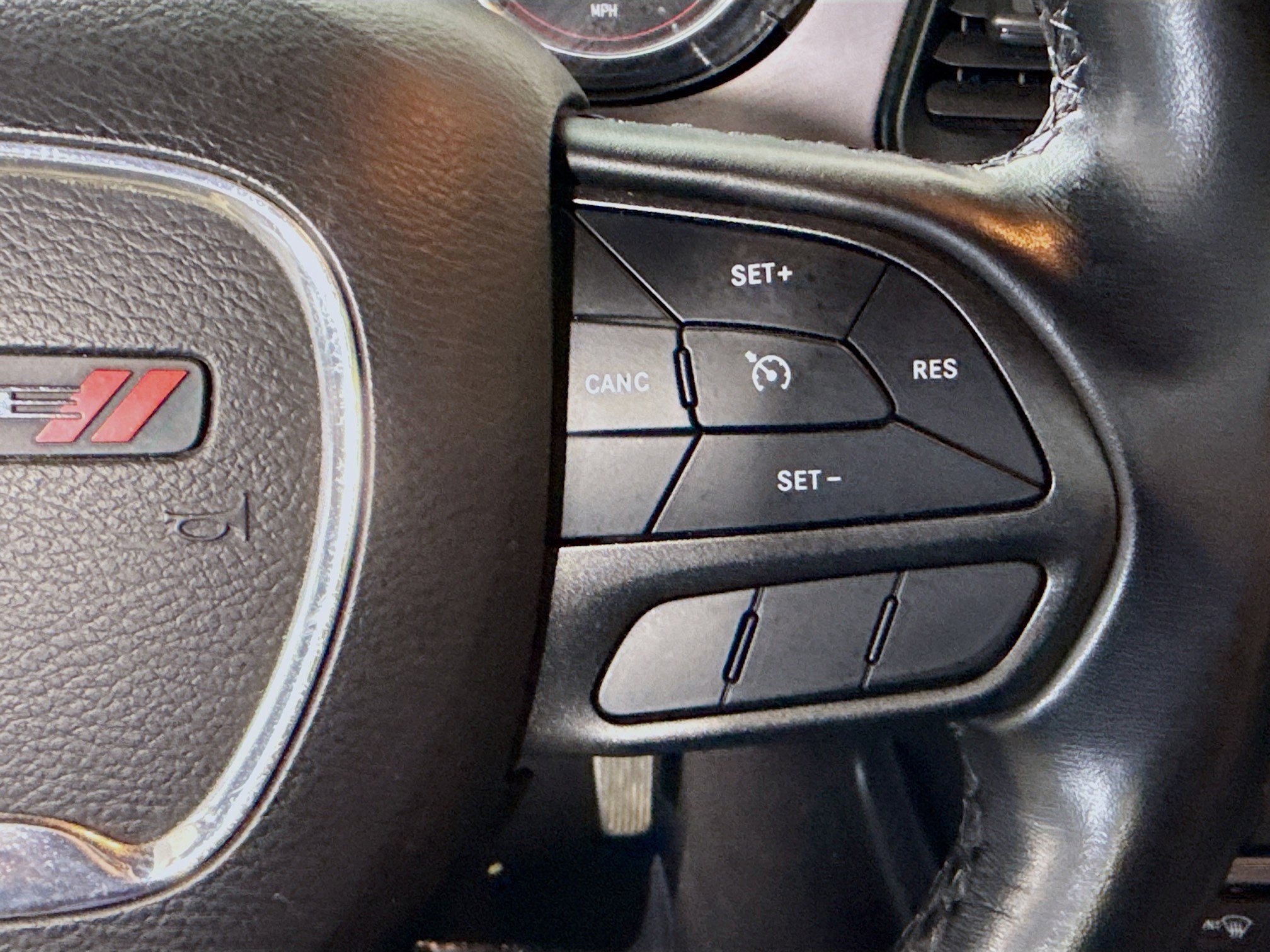 Used 2022 Dodge Challenger SXT RWD image 15