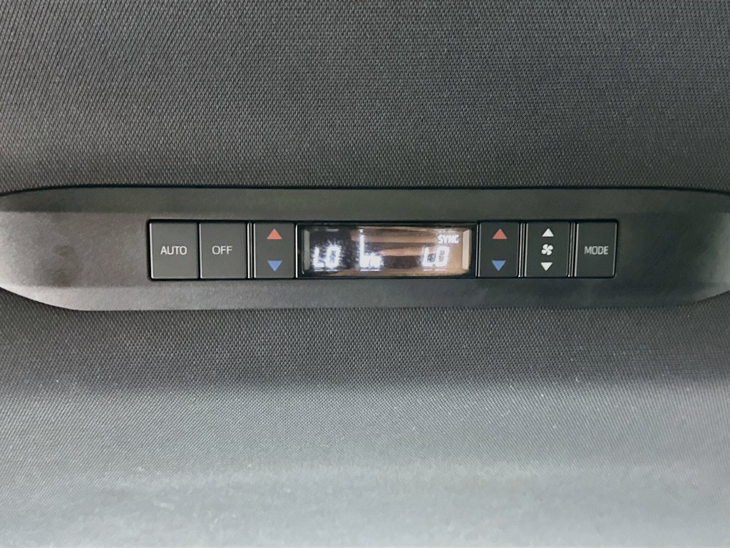 Certified 2026 Toyota Sienna XSE FWD image 26