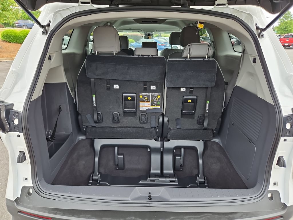 Used 2022 Toyota Sienna LE FWD image 29