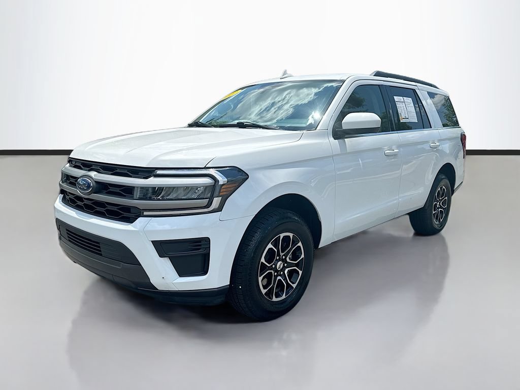 Used 2022 Ford Expedition XLT RWD image 3