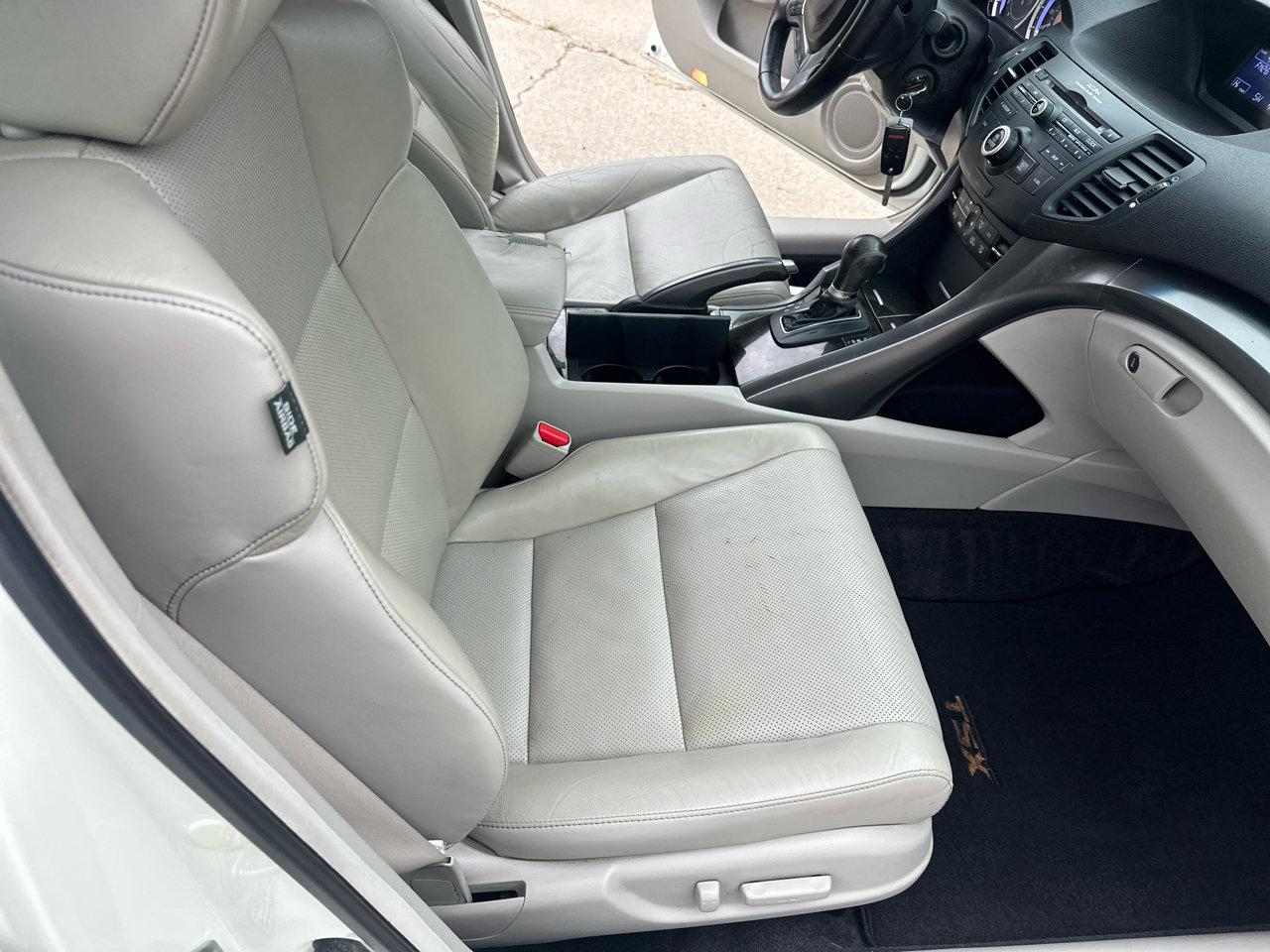 Used 2011 Acura TSX Sport Wagon image 22