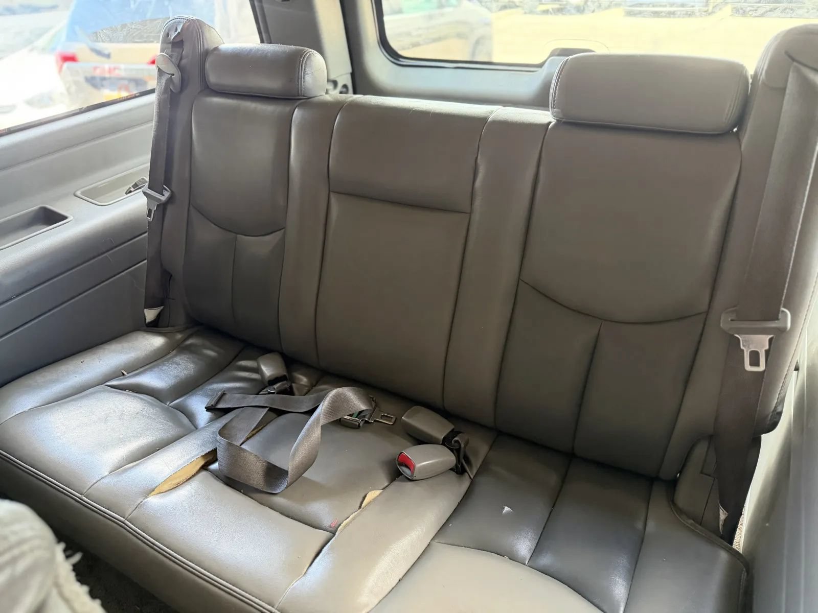 Used 2005 GMC Yukon XL Denali AWD/4WD image 15