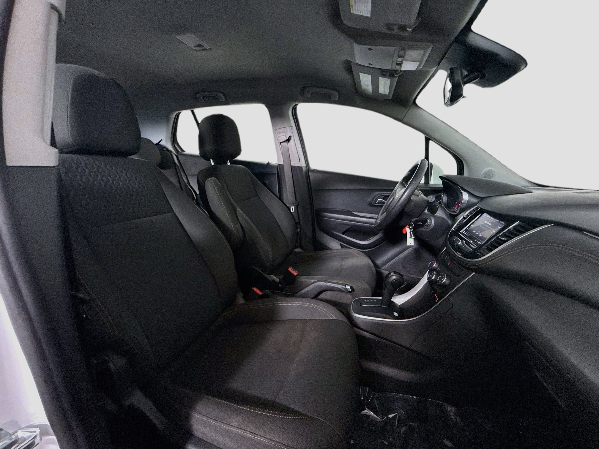 Used 2021 Chevrolet Trax LS FWD image 27